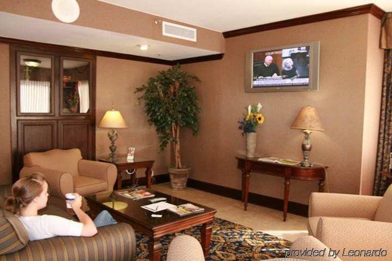 Hampton Inn Raleigh Кари Интериор снимка
