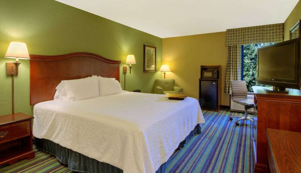 Hampton Inn Raleigh Кари Стая снимка