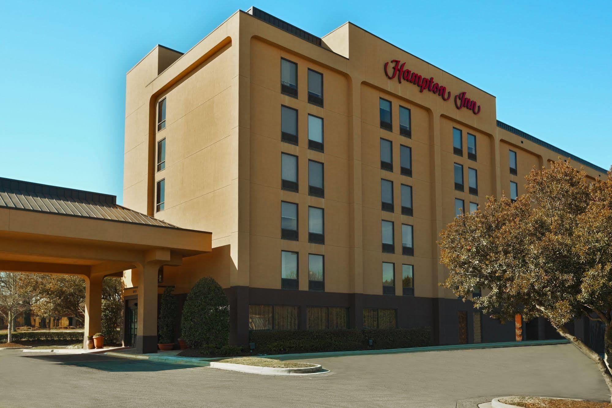 Hampton Inn Raleigh Кари Екстериор снимка